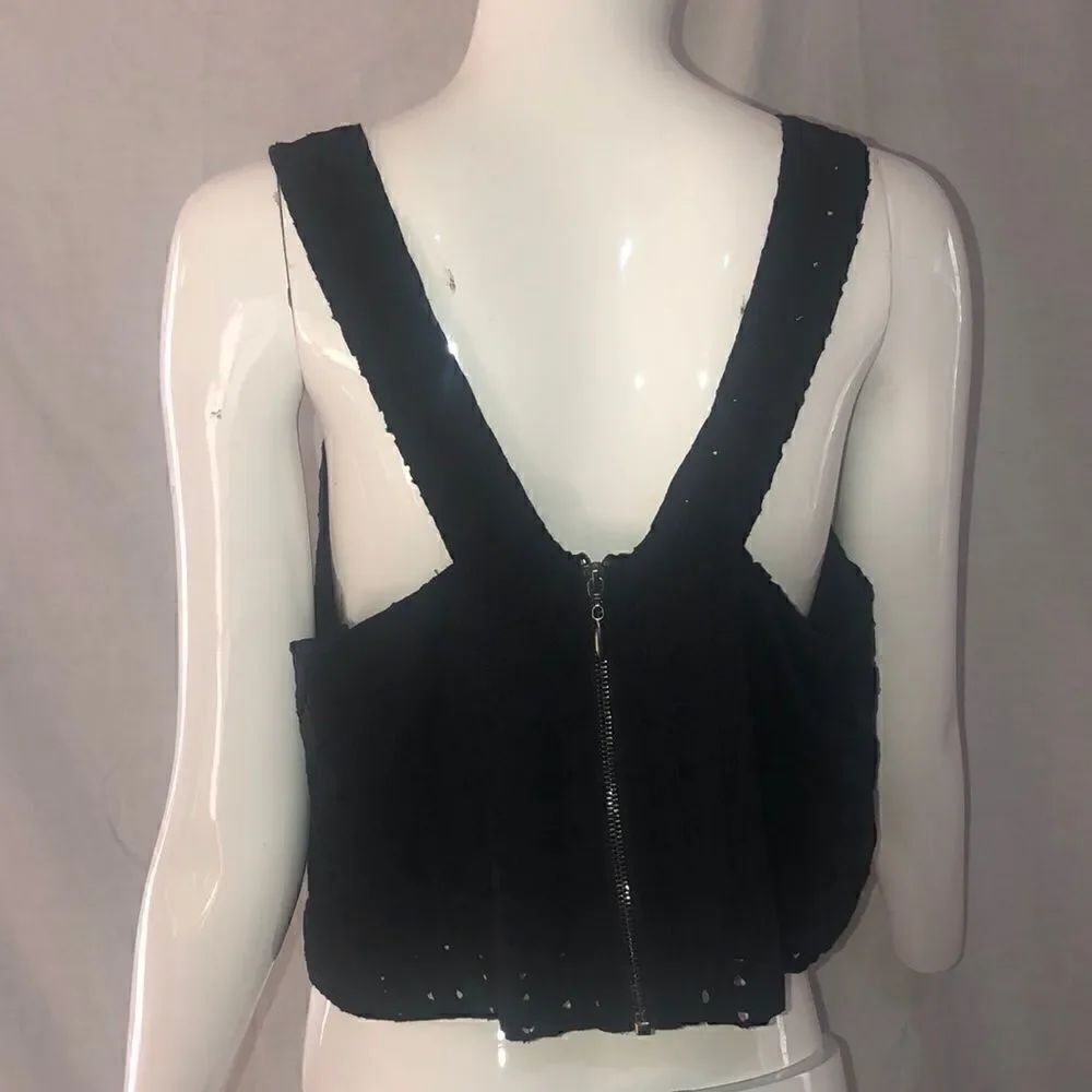 Mossimo Crop Top   - Picture 4 of 6